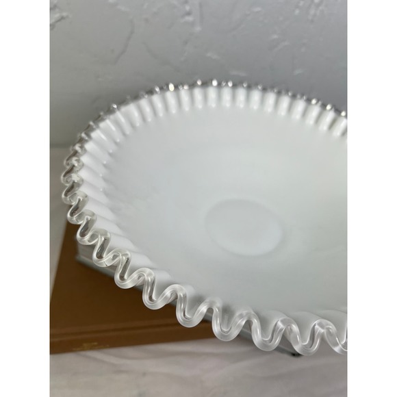 Fenton Silvercrest Bowl Lace Ruffle Edge Footed Bowl Crimped Edge White - Picture 3 of 8
